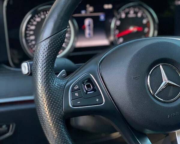 Серый Мерседес Е-Класс, объемом двигателя 1.99 л и пробегом 94 тыс. км за 29790 $, фото 34 на Automoto.ua