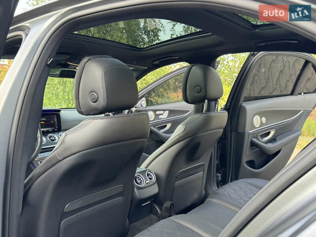Серый Мерседес Е-Класс, объемом двигателя 3 л и пробегом 129 тыс. км за 49000 $, фото 81 на Automoto.ua
