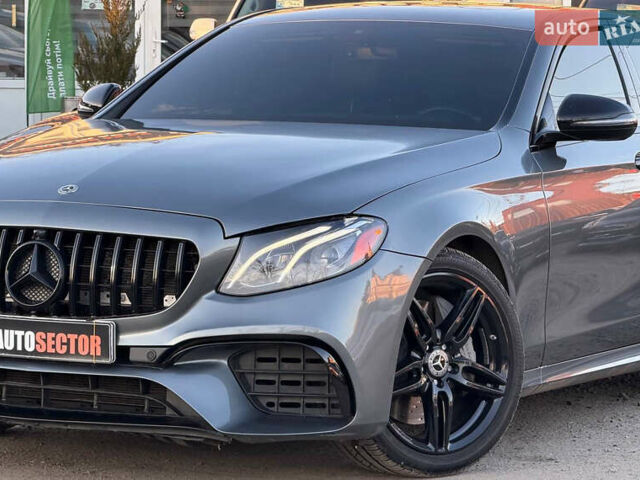 Серый Мерседес Е-Класс, объемом двигателя 1.99 л и пробегом 58 тыс. км за 36500 $, фото 3 на Automoto.ua