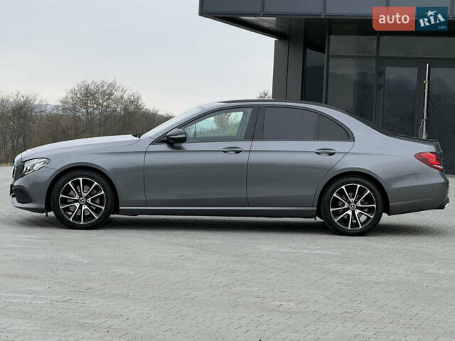 Сірий Мерседес Е-Клас, об'ємом двигуна 2 л та пробігом 225 тис. км за 29500 $, фото 5 на Automoto.ua