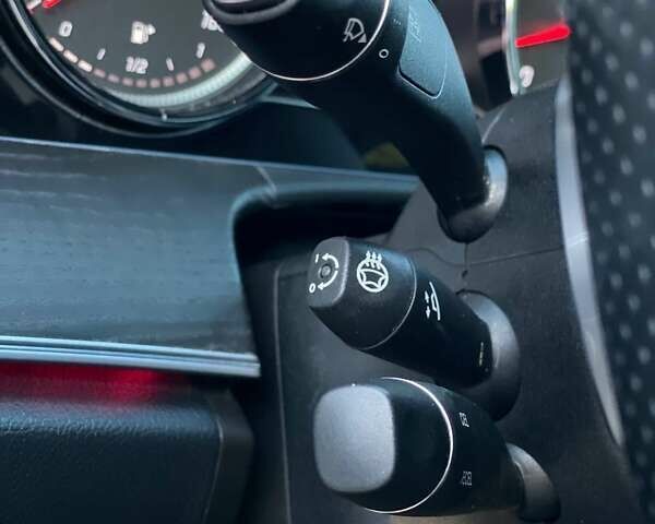 Сірий Мерседес Е-Клас, об'ємом двигуна 1.99 л та пробігом 94 тис. км за 29490 $, фото 33 на Automoto.ua