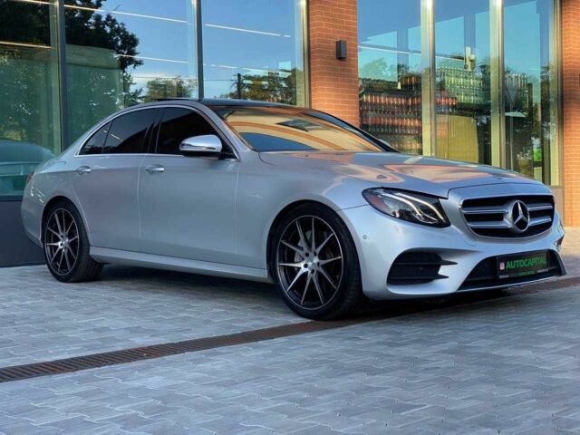 Серый Мерседес Е-Класс, объемом двигателя 2 л и пробегом 94 тыс. км за 30990 $, фото 2 на Automoto.ua