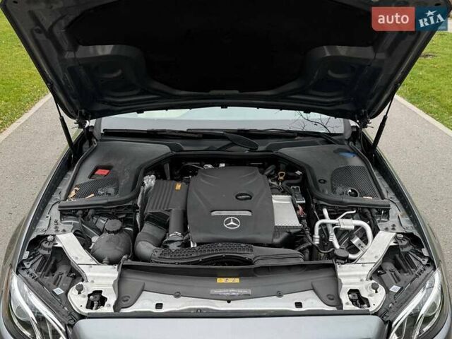 Серый Мерседес Е-Класс, объемом двигателя 1.99 л и пробегом 112 тыс. км за 29000 $, фото 23 на Automoto.ua