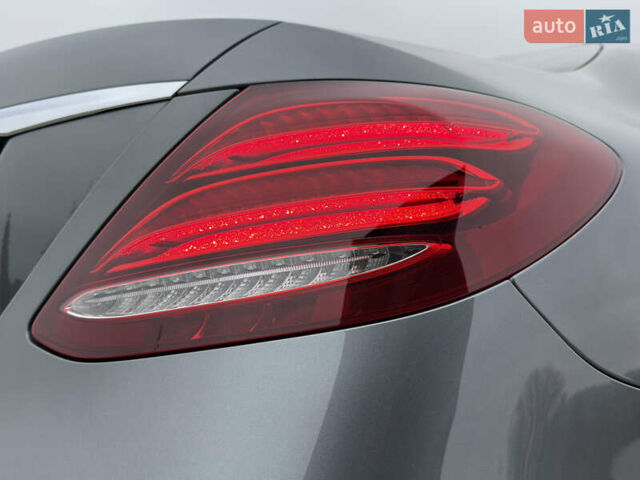 Сірий Мерседес Е-Клас, об'ємом двигуна 2 л та пробігом 225 тис. км за 29500 $, фото 67 на Automoto.ua