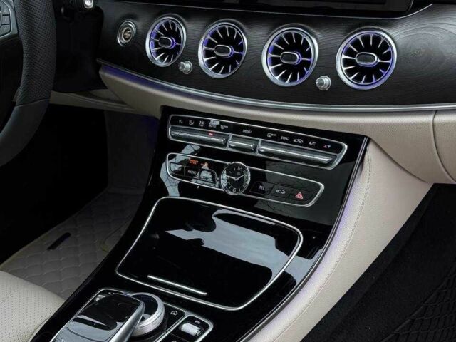 Серый Мерседес Е-Класс, объемом двигателя 2 л и пробегом 112 тыс. км за 29000 $, фото 8 на Automoto.ua