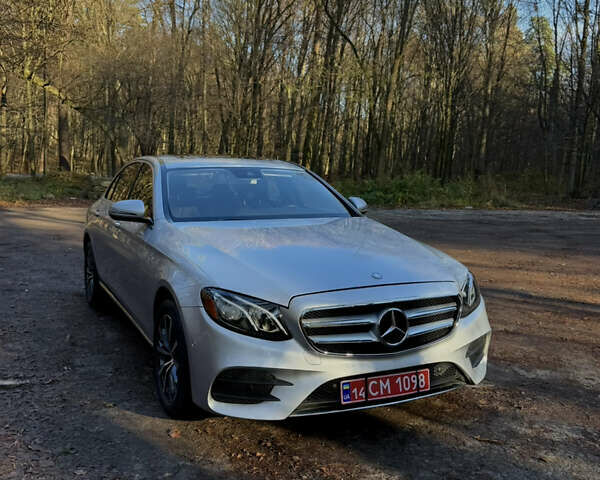 Сірий Мерседес Е-Клас, об'ємом двигуна 1.99 л та пробігом 109 тис. км за 28500 $, фото 3 на Automoto.ua