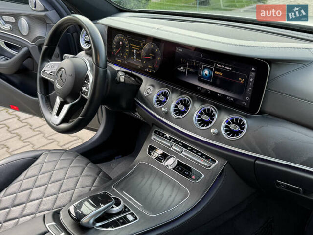 Серый Мерседес Е-Класс, объемом двигателя 3 л и пробегом 129 тыс. км за 49000 $, фото 97 на Automoto.ua