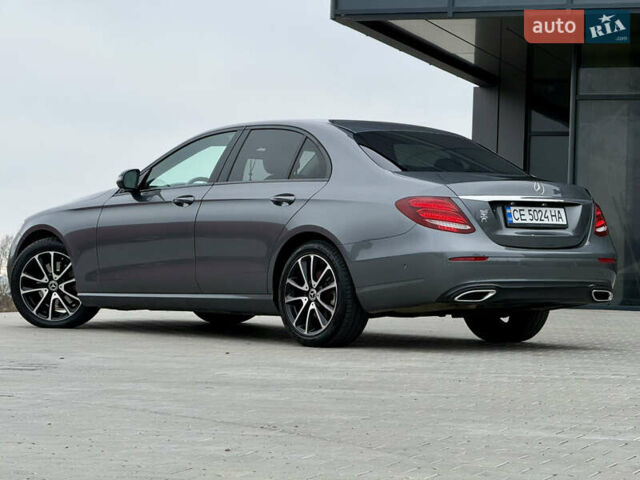 Сірий Мерседес Е-Клас, об'ємом двигуна 2 л та пробігом 225 тис. км за 29500 $, фото 2 на Automoto.ua