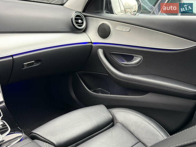 Сірий Мерседес Е-Клас, об'ємом двигуна 2 л та пробігом 225 тис. км за 29500 $, фото 11 на Automoto.ua