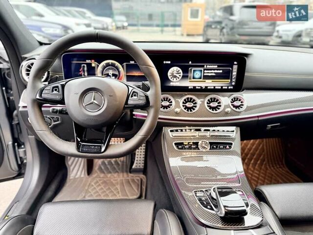 Серый Мерседес Е-Класс, объемом двигателя 3.98 л и пробегом 64 тыс. км за 89500 $, фото 35 на Automoto.ua