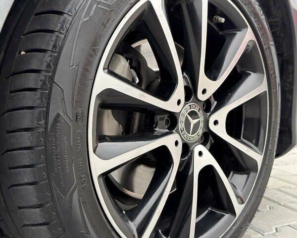 Сірий Мерседес Е-Клас, об'ємом двигуна 2 л та пробігом 225 тис. км за 29500 $, фото 79 на Automoto.ua