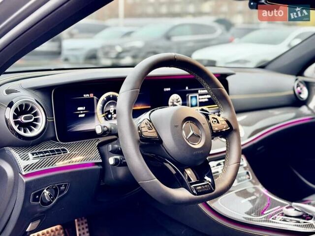 Серый Мерседес Е-Класс, объемом двигателя 3.98 л и пробегом 64 тыс. км за 89500 $, фото 26 на Automoto.ua