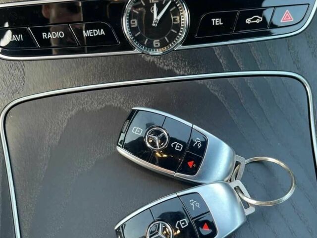 Серый Мерседес Е-Класс, объемом двигателя 2 л и пробегом 103 тыс. км за 22500 $, фото 10 на Automoto.ua