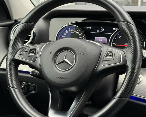 Сірий Мерседес Е-Клас, об'ємом двигуна 2 л та пробігом 225 тис. км за 29500 $, фото 28 на Automoto.ua