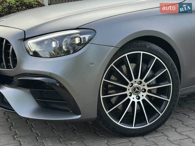 Серый Мерседес Е-Класс, объемом двигателя 3 л и пробегом 129 тыс. км за 49000 $, фото 6 на Automoto.ua