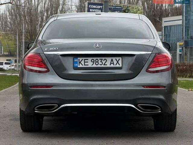 Серый Мерседес Е-Класс, объемом двигателя 1.99 л и пробегом 112 тыс. км за 29000 $, фото 8 на Automoto.ua