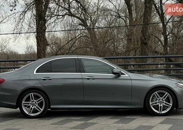 Серый Мерседес Е-Класс, объемом двигателя 1.99 л и пробегом 112 тыс. км за 29000 $, фото 6 на Automoto.ua
