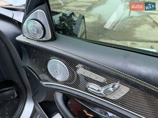 Сірий Мерседес Е-Клас, об'ємом двигуна 3.98 л та пробігом 90 тис. км за 32900 $, фото 19 на Automoto.ua