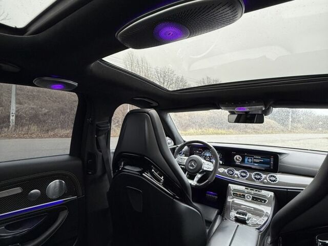 Серый Мерседес Е-Класс, объемом двигателя 4 л и пробегом 97 тыс. км за 79500 $, фото 9 на Automoto.ua