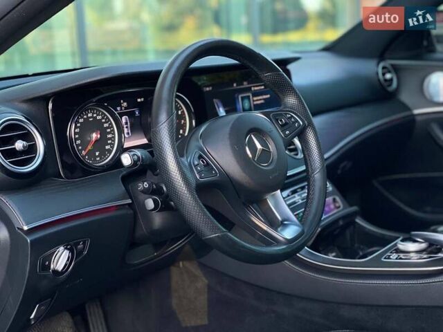 Сірий Мерседес Е-Клас, об'ємом двигуна 1.99 л та пробігом 94 тис. км за 29490 $, фото 29 на Automoto.ua