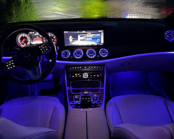 Сірий Мерседес Е-Клас, об'ємом двигуна 1.99 л та пробігом 115 тис. км за 31000 $, фото 25 на Automoto.ua