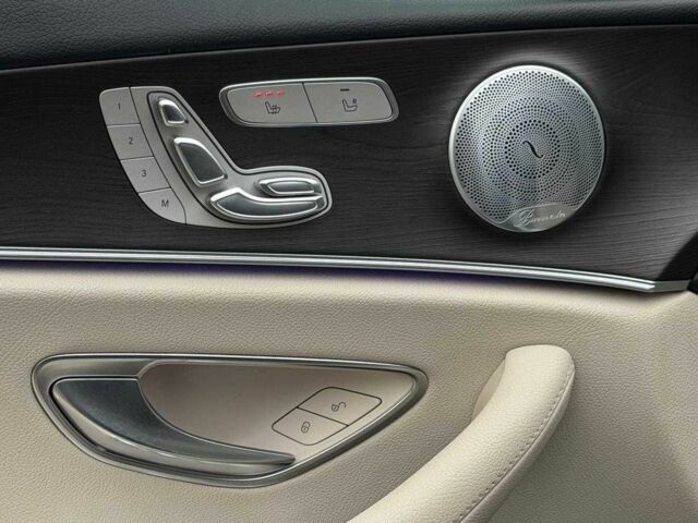 Серый Мерседес Е-Класс, объемом двигателя 2 л и пробегом 112 тыс. км за 29000 $, фото 14 на Automoto.ua