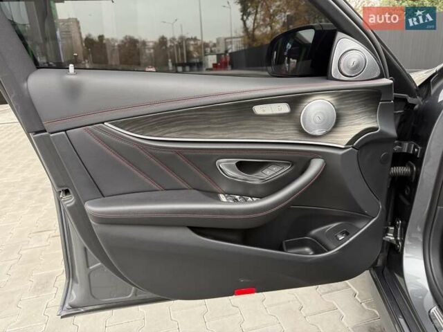 Серый Мерседес Е-Класс, объемом двигателя 3 л и пробегом 80 тыс. км за 53000 $, фото 29 на Automoto.ua