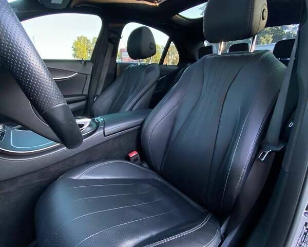 Серый Мерседес Е-Класс, объемом двигателя 1.99 л и пробегом 94 тыс. км за 29790 $, фото 59 на Automoto.ua