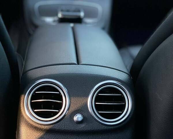 Серый Мерседес Е-Класс, объемом двигателя 1.99 л и пробегом 94 тыс. км за 29790 $, фото 63 на Automoto.ua