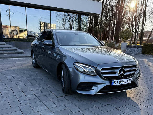 Сірий Мерседес Е-Клас, об'ємом двигуна 1.99 л та пробігом 115 тис. км за 31000 $, фото 12 на Automoto.ua