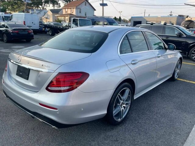 Серый Мерседес Е-Класс, объемом двигателя 2 л и пробегом 103 тыс. км за 22500 $, фото 4 на Automoto.ua