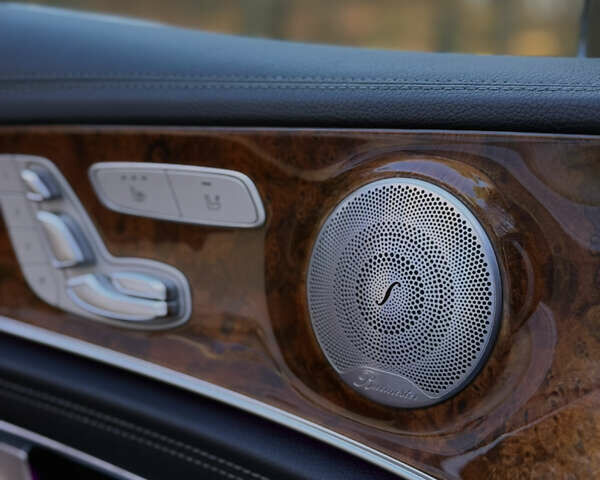 Сірий Мерседес Е-Клас, об'ємом двигуна 1.99 л та пробігом 109 тис. км за 28500 $, фото 25 на Automoto.ua