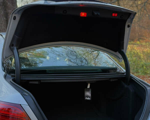 Сірий Мерседес Е-Клас, об'ємом двигуна 1.99 л та пробігом 109 тис. км за 28500 $, фото 42 на Automoto.ua