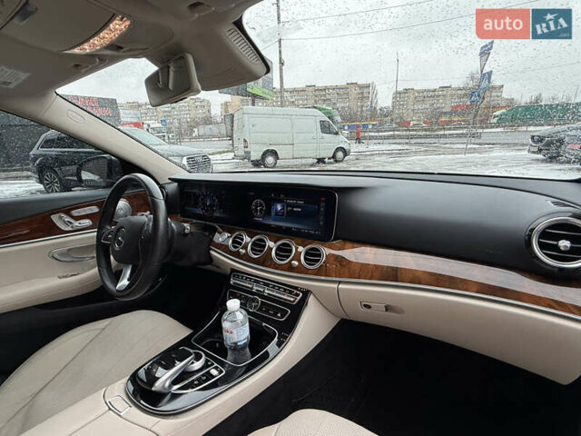 Серый Мерседес Е-Класс, объемом двигателя 2 л и пробегом 93 тыс. км за 32700 $, фото 20 на Automoto.ua