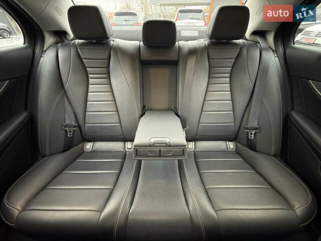 Сірий Мерседес Е-Клас, об'ємом двигуна 2 л та пробігом 225 тис. км за 29500 $, фото 17 на Automoto.ua