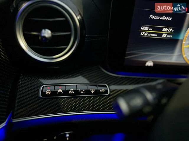 Серый Мерседес Е-Класс, объемом двигателя 4 л и пробегом 44 тыс. км за 78999 $, фото 36 на Automoto.ua