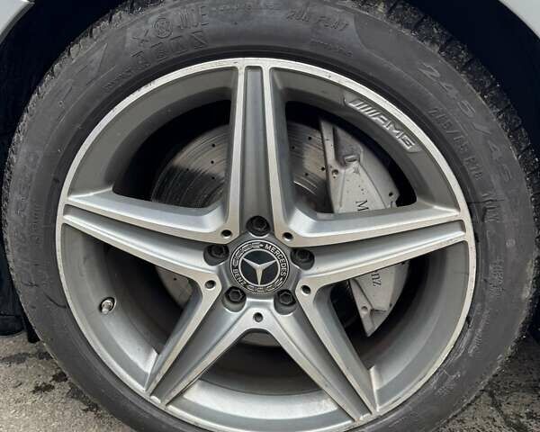 Сірий Мерседес Е-Клас, об'ємом двигуна 1.99 л та пробігом 123 тис. км за 39000 $, фото 9 на Automoto.ua