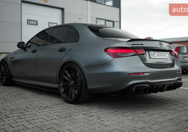 Серый Мерседес Е-Класс, объемом двигателя 4 л и пробегом 42 тыс. км за 89000 $, фото 12 на Automoto.ua