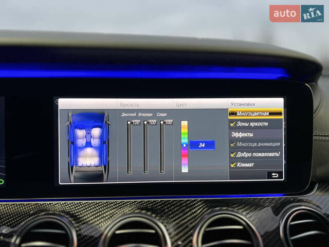 Серый Мерседес Е-Класс, объемом двигателя 4 л и пробегом 44 тыс. км за 78999 $, фото 51 на Automoto.ua