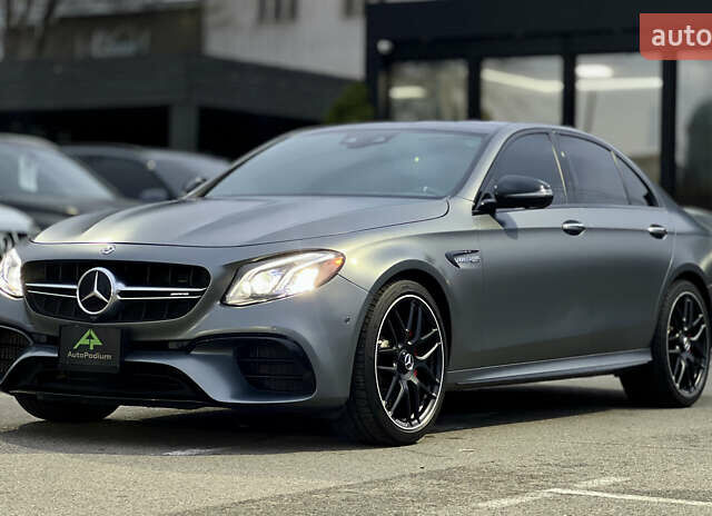 Серый Мерседес Е-Класс, объемом двигателя 4 л и пробегом 44 тыс. км за 78999 $, фото 6 на Automoto.ua