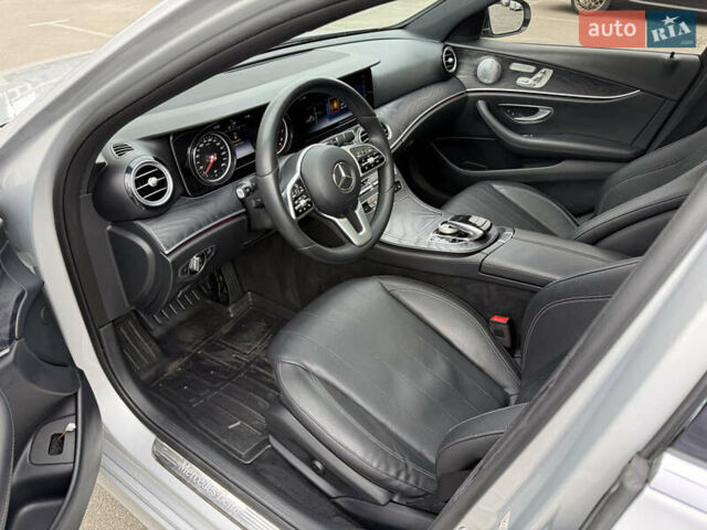 Серый Мерседес Е-Класс, объемом двигателя 1.99 л и пробегом 135 тыс. км за 31700 $, фото 19 на Automoto.ua