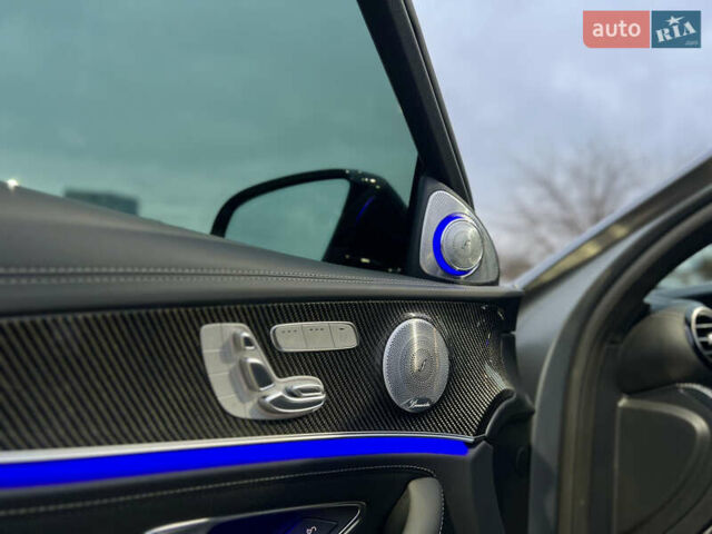 Серый Мерседес Е-Класс, объемом двигателя 4 л и пробегом 44 тыс. км за 78999 $, фото 19 на Automoto.ua