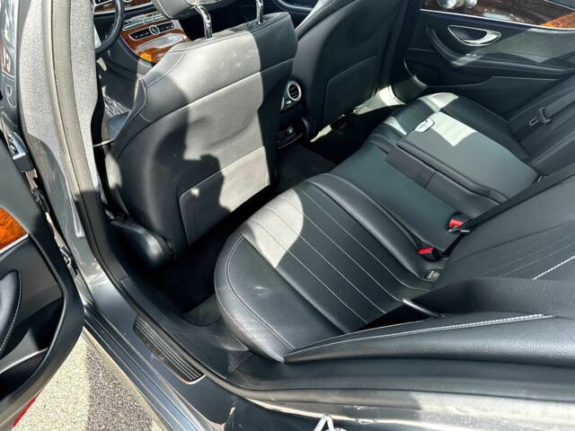 Серый Мерседес Е-Класс, объемом двигателя 2 л и пробегом 48 тыс. км за 9150 $, фото 10 на Automoto.ua