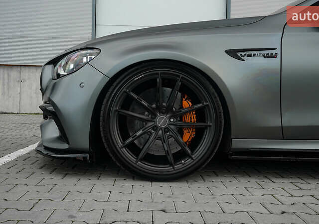 Серый Мерседес Е-Класс, объемом двигателя 4 л и пробегом 42 тыс. км за 89000 $, фото 16 на Automoto.ua