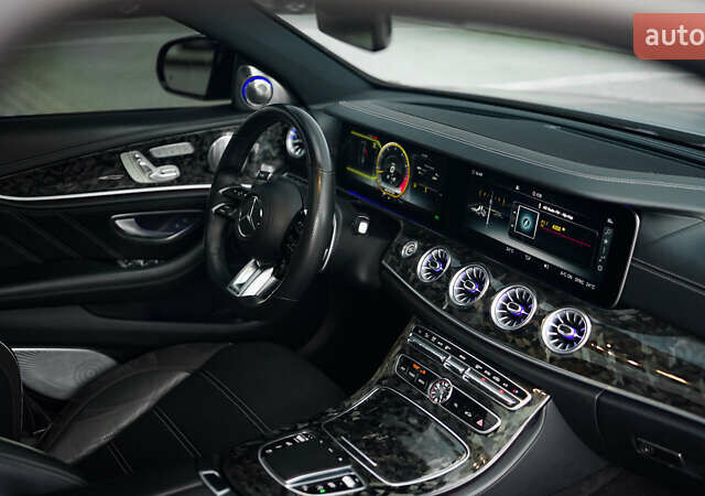 Серый Мерседес Е-Класс, объемом двигателя 4 л и пробегом 42 тыс. км за 89000 $, фото 28 на Automoto.ua