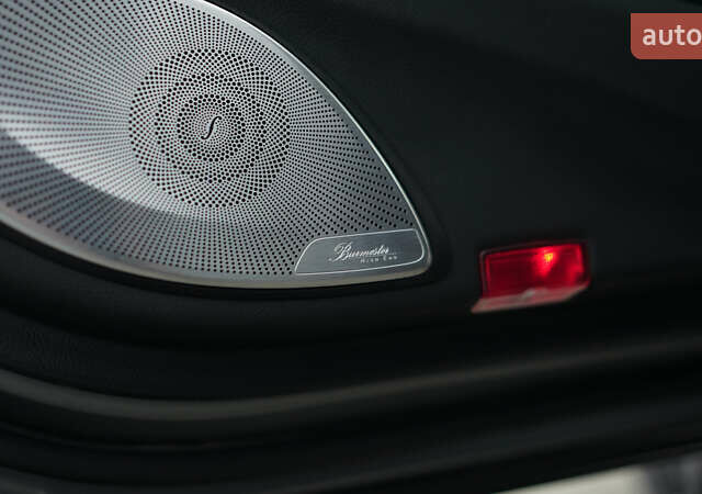 Серый Мерседес Е-Класс, объемом двигателя 4 л и пробегом 42 тыс. км за 89000 $, фото 42 на Automoto.ua