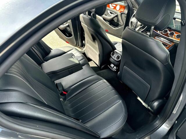 Серый Мерседес Е-Класс, объемом двигателя 2 л и пробегом 48 тыс. км за 9150 $, фото 11 на Automoto.ua