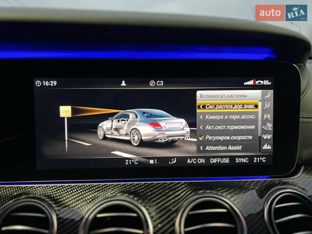 Серый Мерседес Е-Класс, объемом двигателя 4 л и пробегом 44 тыс. км за 78999 $, фото 48 на Automoto.ua