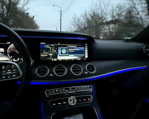 Серый Мерседес Е-Класс, объемом двигателя 1.95 л и пробегом 240 тыс. км за 29500 $, фото 21 на Automoto.ua