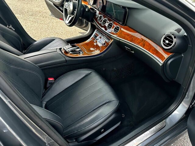 Серый Мерседес Е-Класс, объемом двигателя 2 л и пробегом 48 тыс. км за 9150 $, фото 8 на Automoto.ua